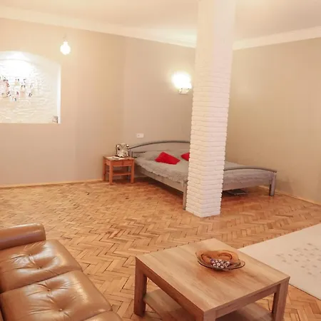 Monro - Heart Of Lejlighed