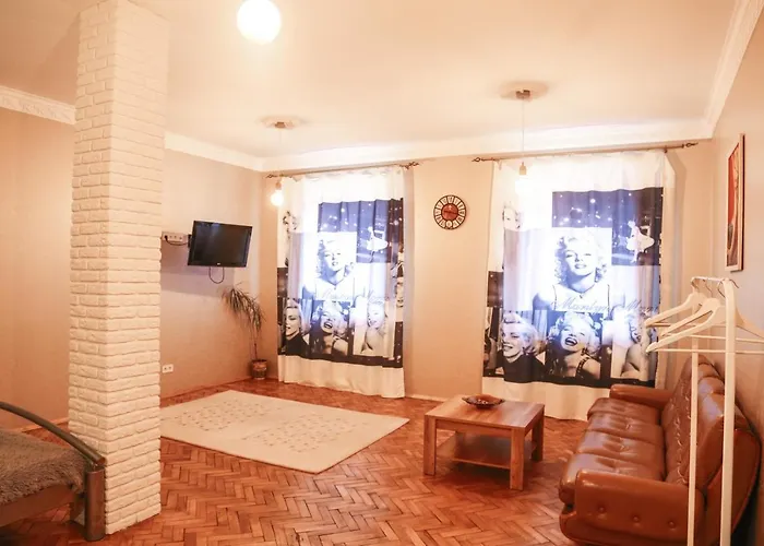 Monro - Heart Of Daire